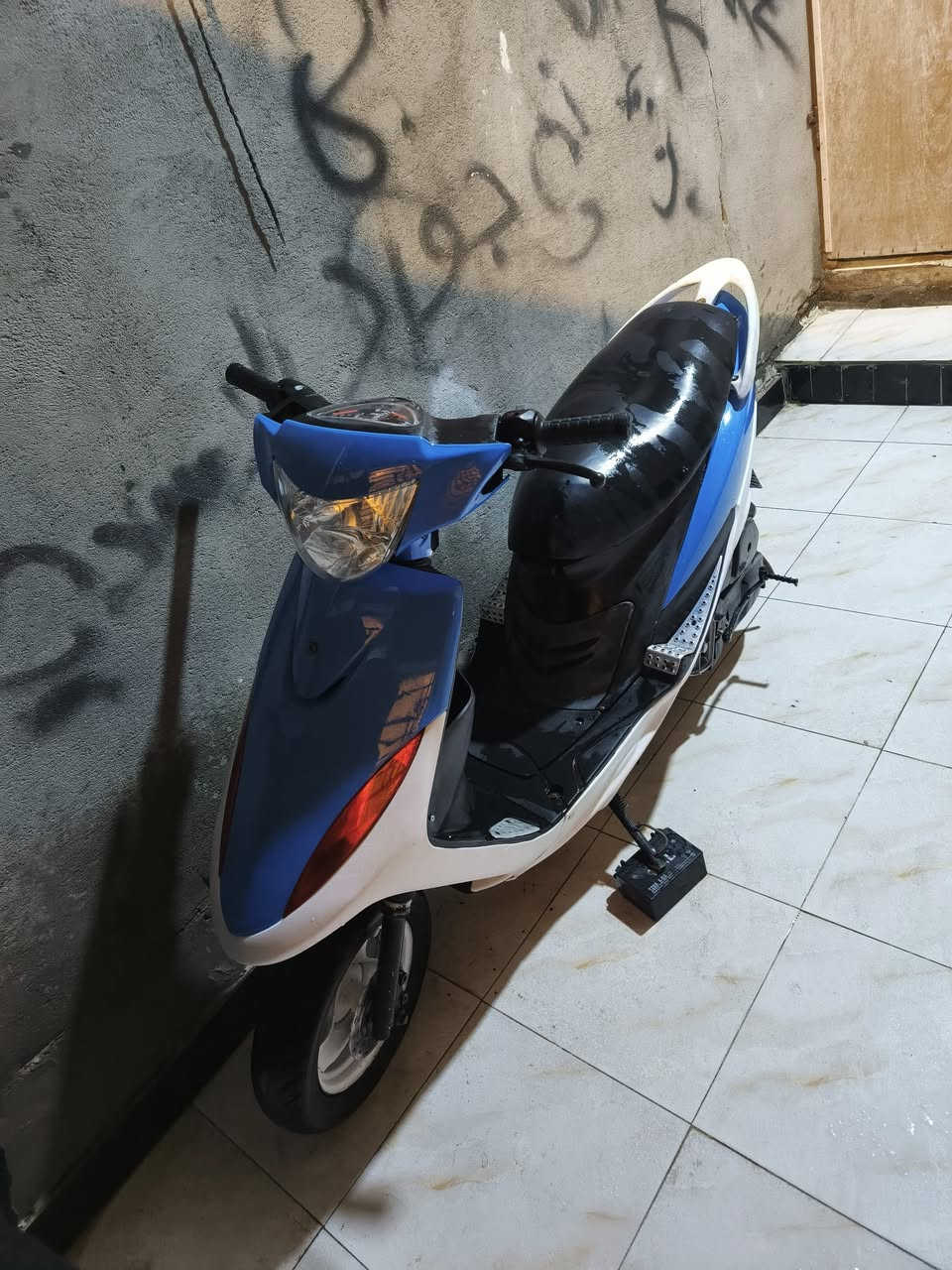 السلام عليكم دراجه ماكس عدله للبيع مكينه ما مفتوحه كهربائية كله شغاله بيه شلعه ومعدل خير من الله بوشه 49 الدراجه شغاله هندر وسلف ما ناقصهه اي شي السعر750وبيه مجال العنوان بصره أبو الخصيب حمدان 
***********واتساب
