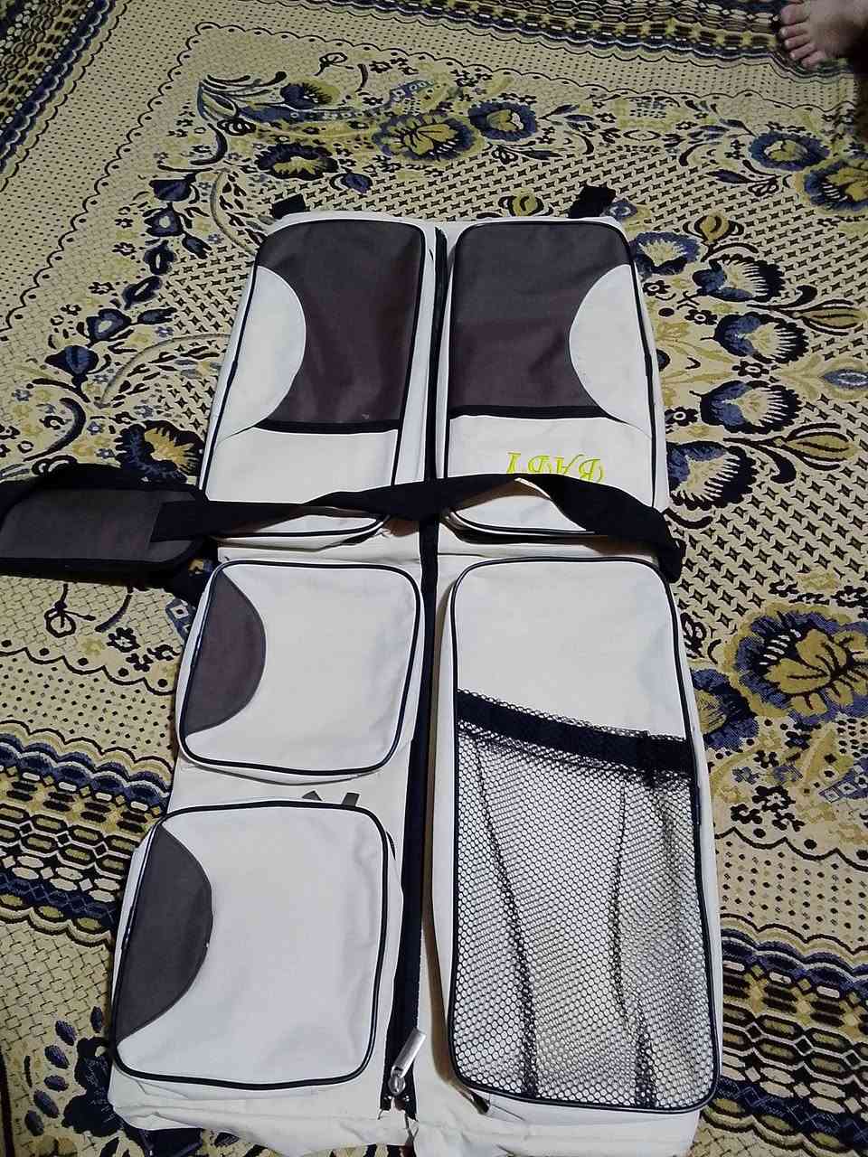 حقيبة حمل طفل جديدة للبيع السعر 10 المكان بغداد للاستفسار الاتصال على الرقم *********** غير متواجد على الفيس بغداد, العراق
