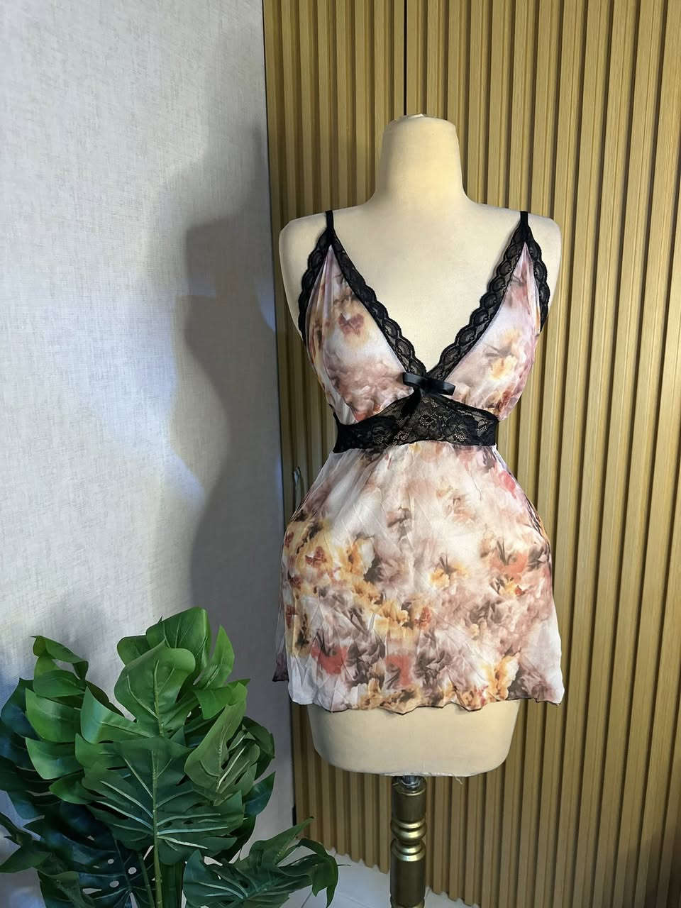 سيت نوم 🫰🏻
موديل يجنن اللون ياخذ العقل 🩷✨
يجي 3قطع 
خامه شيفون ناعم 

قطعه اخيره 🎀

⤵️⤵️


**إذا كنت صاحب هذا الإعلان وتريد حذفه لأي سبب، رجاءا أرسل رسالة إلى الدعم الفني**