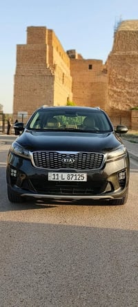 كيا سورنتو 2020 خليجي  كلين تايتل  محركv6 3.5  ماشيه 53الف فقط فول موا...