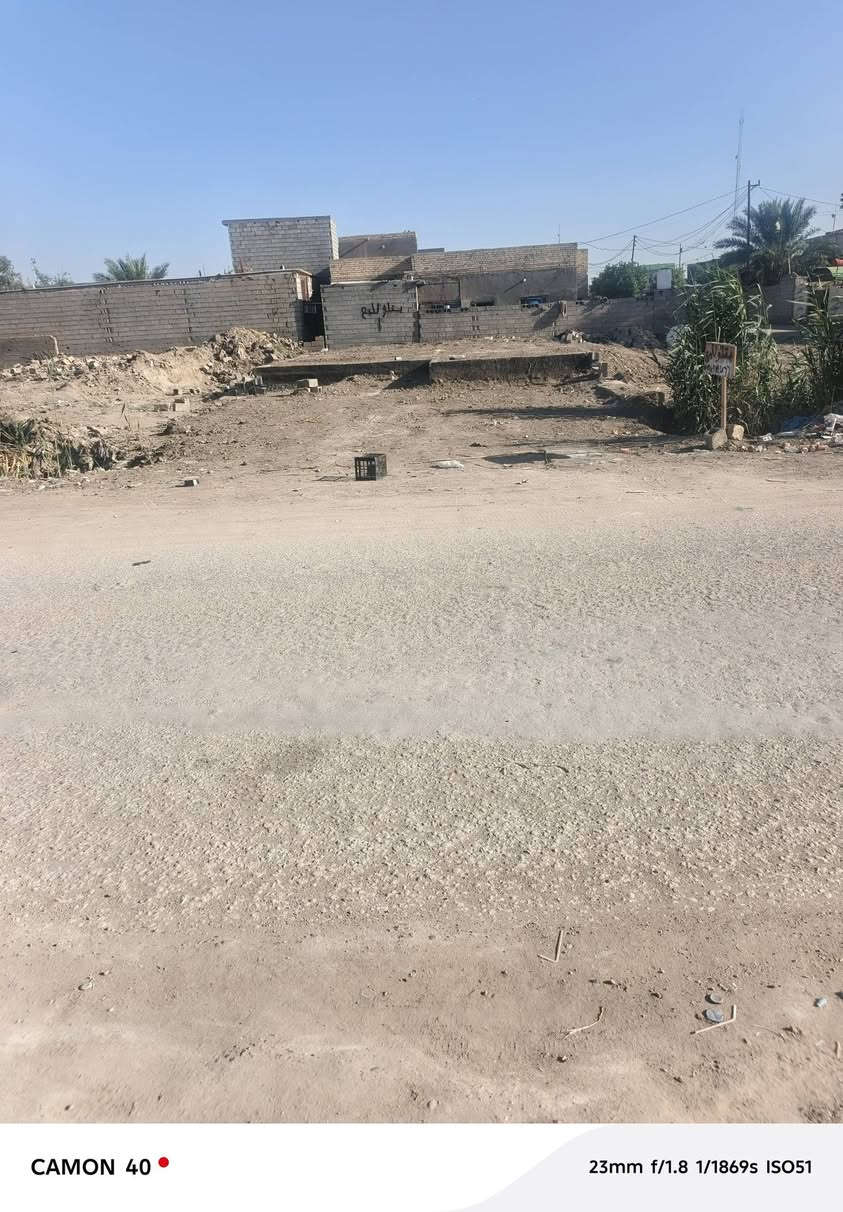 للبيع؟
قطعه بيه بتلو بحي فهمي عل شارع التبليط 
مساحه 260 /  للاستفسار / ***********
***********‏‪
