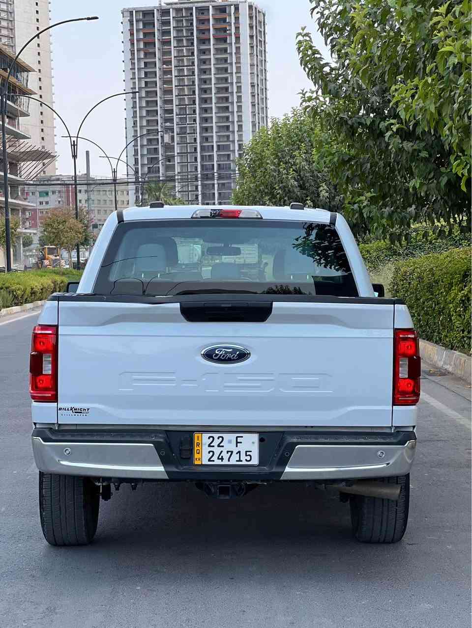 -فۆرد F150 XLT مۆدێل 2022 سعری 300 وەرەقە .  -مواسەفات: ٨ پستۆنە,5.0 مەکینەی، ٤*٤ دبل اکسل وارد امریکی ، رەقەم هەولێر 
رەنگی : سپی  
45 هەزار میل رۆشتوە 
تەنها چاملغی بۆیاغە  
ژمارە موبايل: ***********
ژمارە موبايل: ***********
ناونیشان: هەولێر أربيل, العراق
