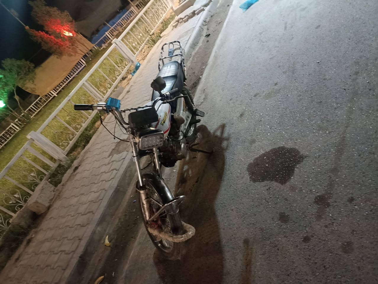 سلام عليكم دراجه تايكر للبيع موديل 19 الدراجه كامله نقص بس اشاير الدراجه خير من الله العنوان المقداديه شهربان. السعر 300 وبيهه مجال للطيبين ❤🤍🤍


**إذا كنت صاحب هذا الإعلان وتريد حذفه لأي سبب، رجاءا أرسل رسالة إلى الدعم الفني**