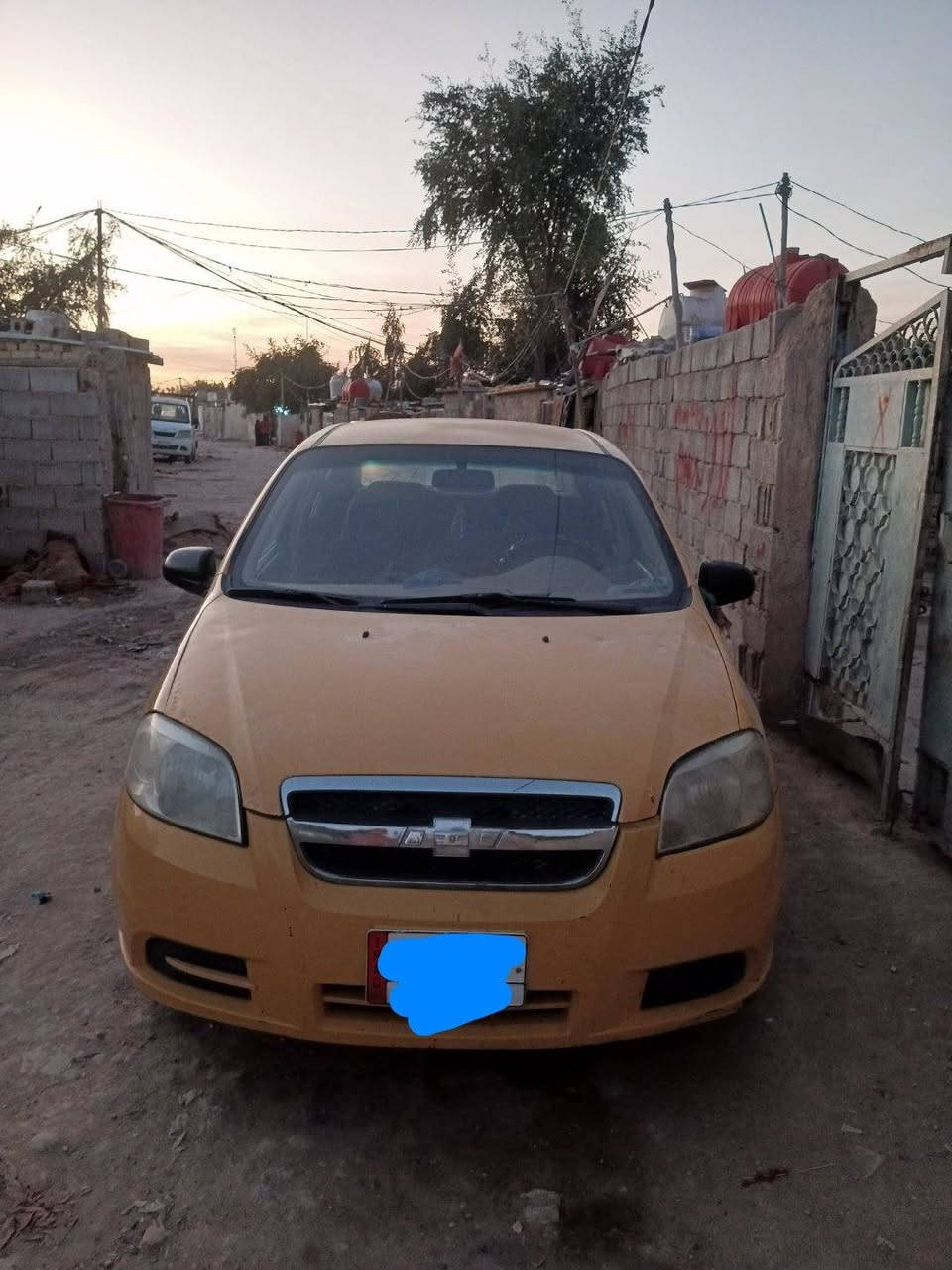 سيارة اف يو للبيع كير ومحرك مكفول كير عادي جاملغ ضربه خفيفه ومبدل رقمها بابل السعر 45 وبيها مجال للشراي ***********
