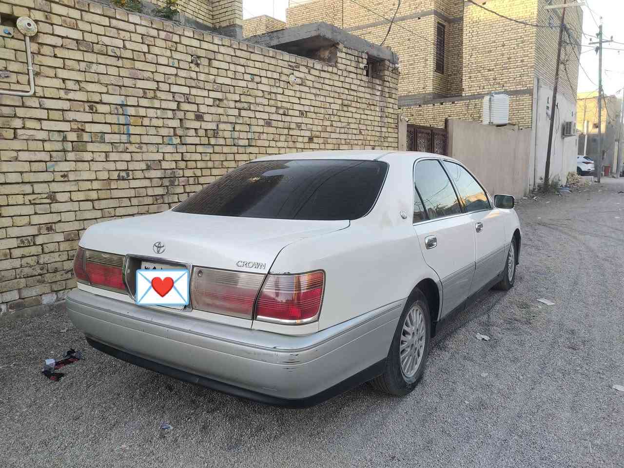 ملكة
ادوات كصة فقط قمارة 
مواصفات عادية دكمة وحدة 
بيها لوحات و سنوية شمالي 
مكانها ناصرية مركز 

***********
