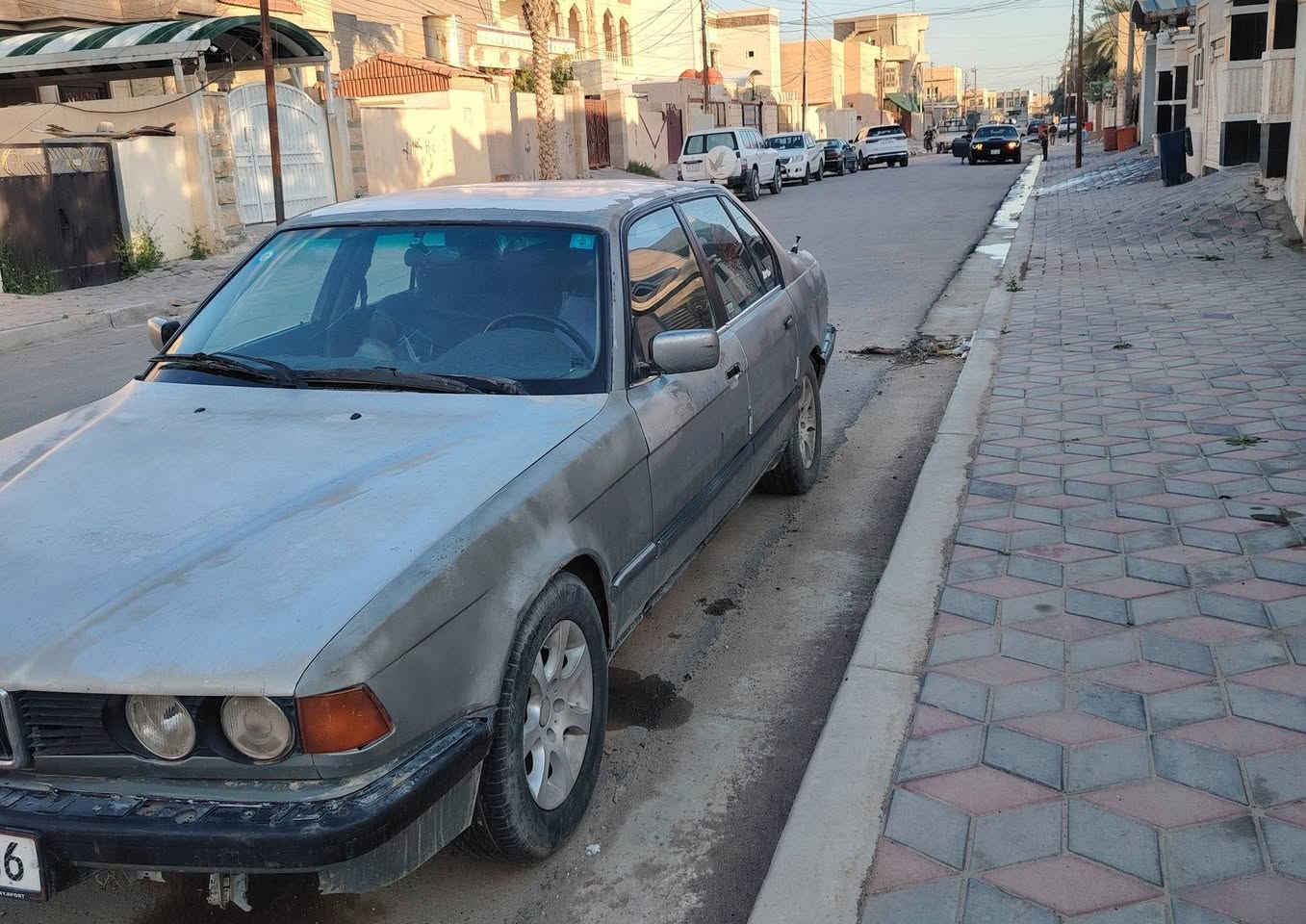 بي ام ٧٣٠ موديل ٩٢ مكينه كير تبريد تخم تاير تخم ويلكب حتى السبير نفس النقشه  رقم قيل شهرين شديته بسمي لل ٢٠٣٠ السعر ٣٠ ورقه وبيها مجال حك الجيه مكان تكريت  القادسيه رقم ***********
