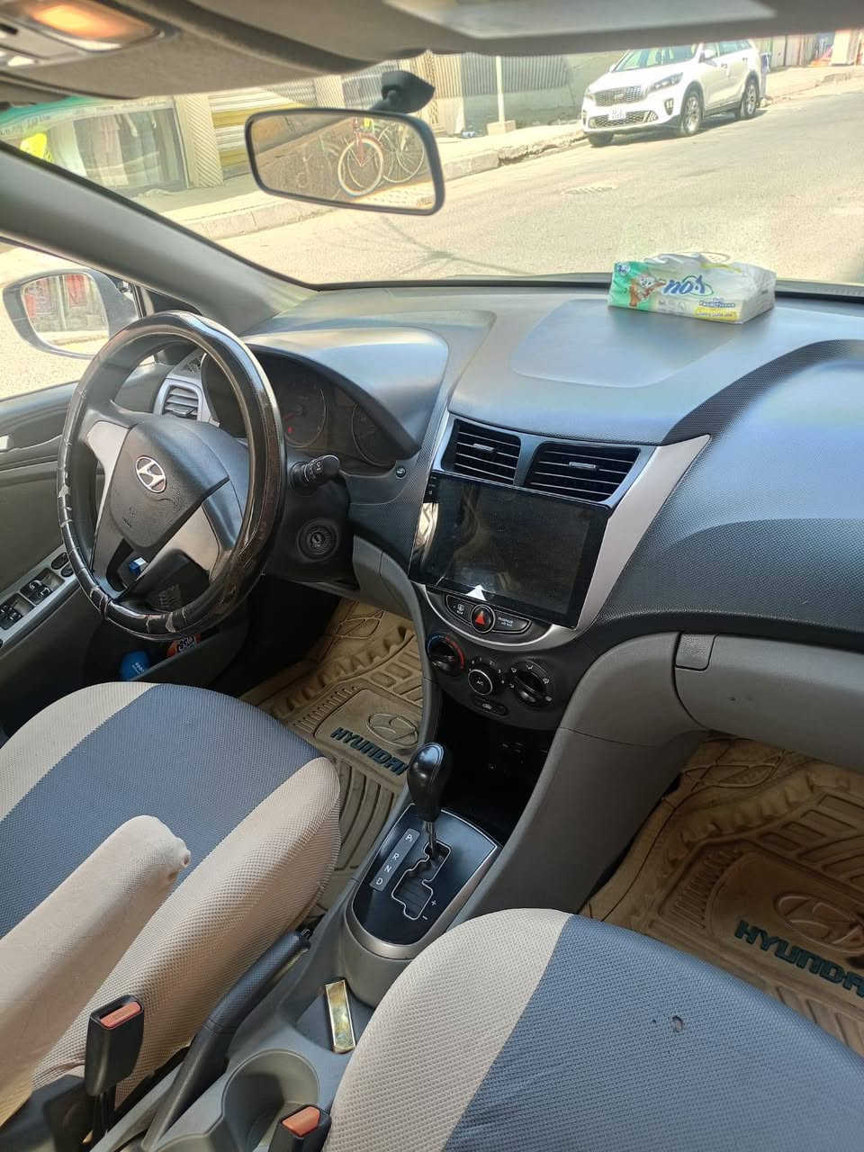 السلام عليكم
اكسنت 2017 

حادث جاملغ الايسر فقط و رصعات بسيطة باقيات على وضعهن 

العنوان كربلاء 

السعر مناسب 

***********

الشراي يتصل وبي خير ويدلل.
