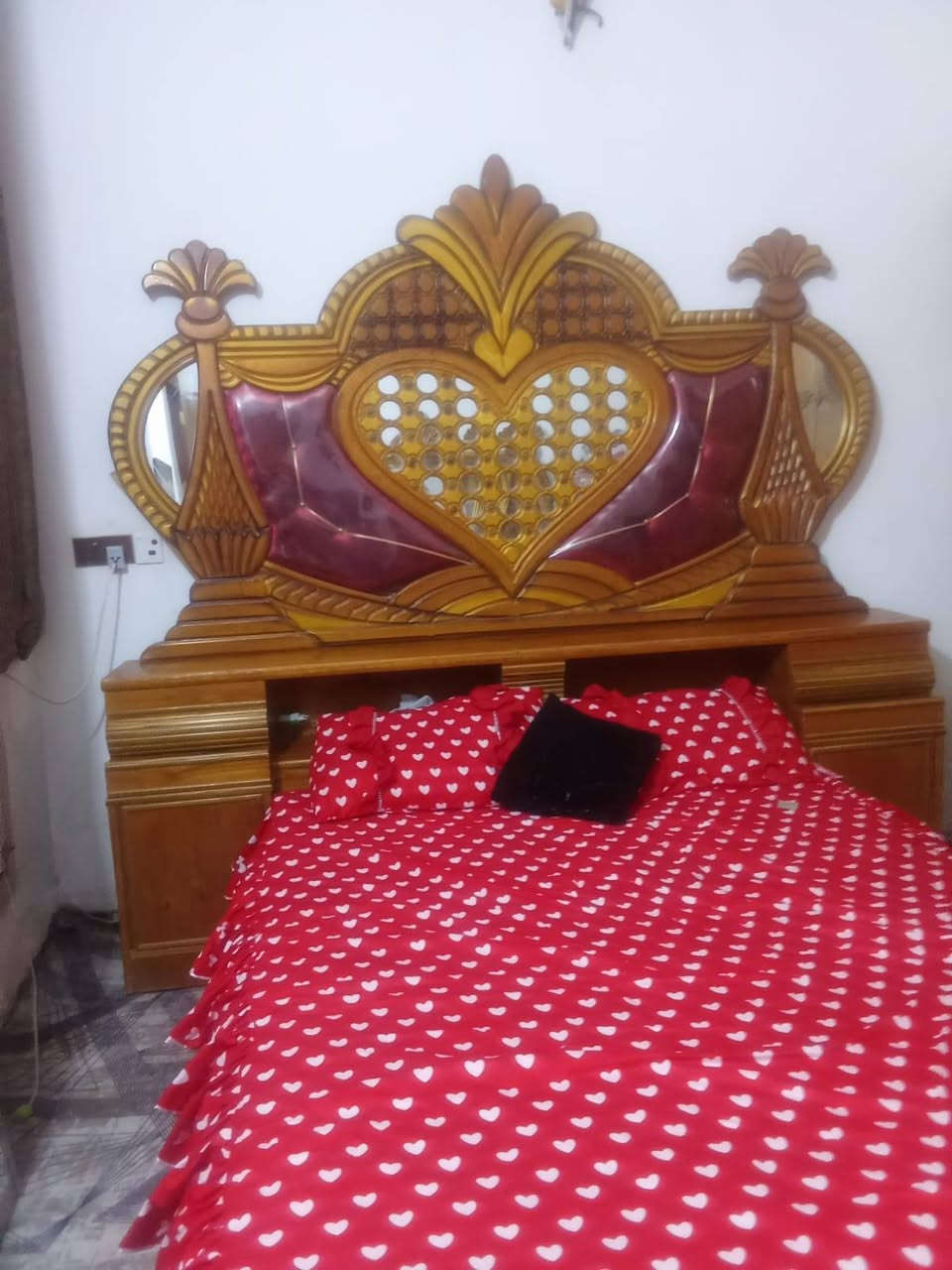 غرفه صاج نضيفه للبيع السعر 400بيها مجال كرسي 40 بي مجال الدورة ابو دشير


**إذا كنت صاحب هذا الإعلان وتريد حذفه لأي سبب، رجاءا أرسل رسالة إلى الدعم الفني**