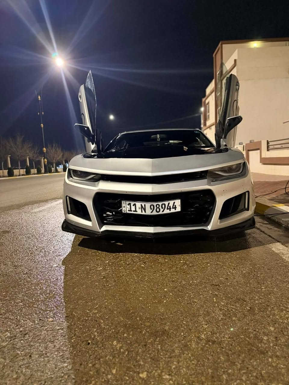 سلام عليكم للبيع كمارو 2013 فول مواصفات رقم بغداد سنويه وهزه جديد سياره خير من الله مكينه 3600 مكان السياره سليمانيه اتصال ع*********** ..*********** لسعر 88 بيه مجال حك لجيه
