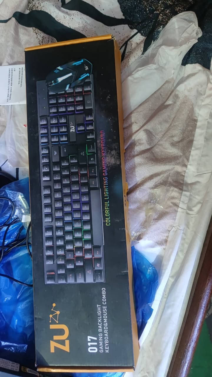 شلعه كيبوردات ثلاث قطع 25 واصل


**إذا كنت صاحب هذا الإعلان وتريد حذفه لأي سبب، رجاءا أرسل رسالة إلى الدعم الفني**