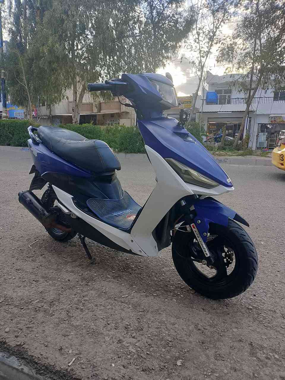 سلام علیكم ماطور fs  مودیل 2021  كلش نضیفه نكره سلف و هندر محرك بیها شویه بخار مابیها نقص سعرها 350 و بیها مجال مكاني كركوك روناكي ***********
