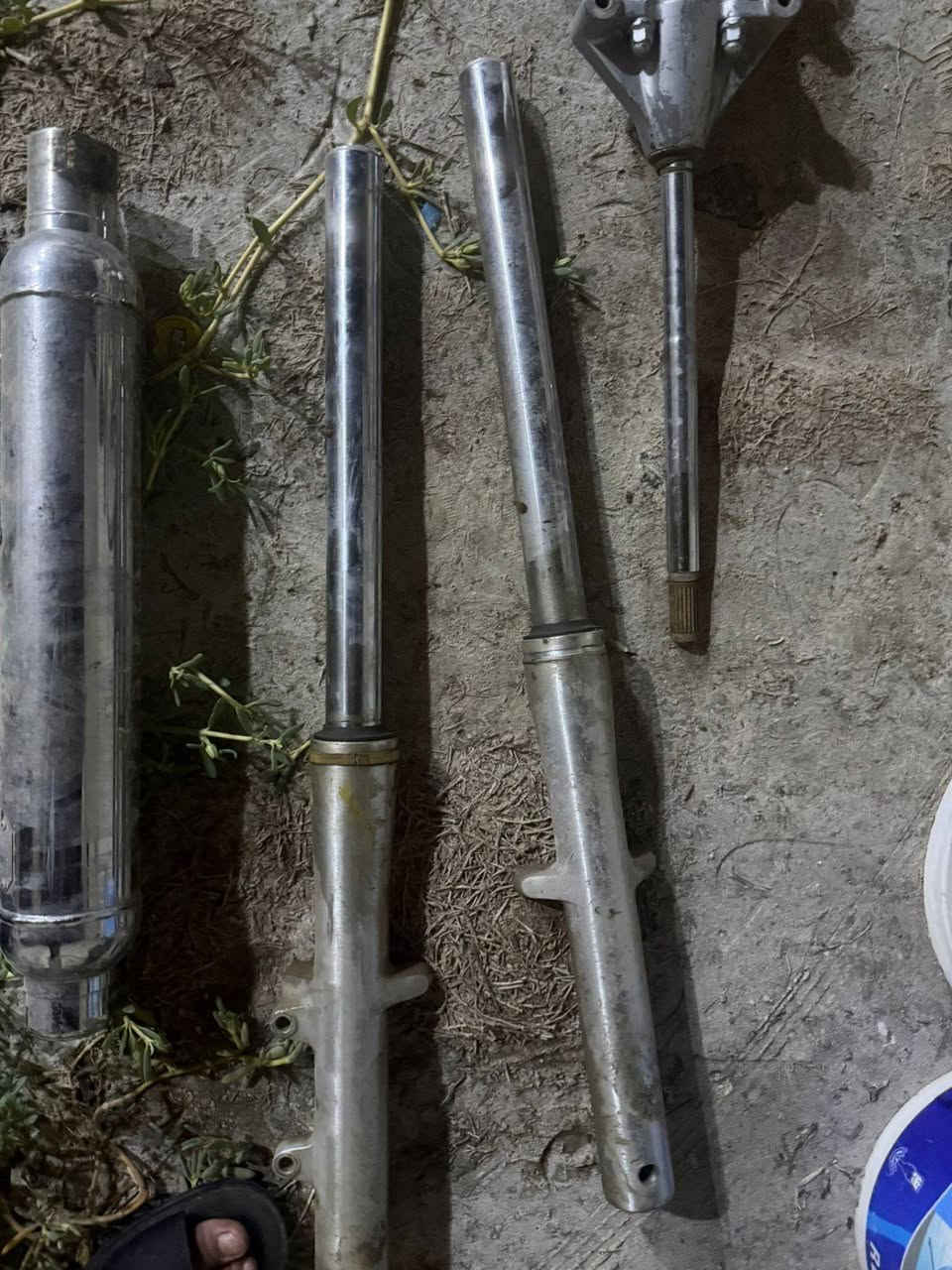سلام عليكم من رخصه صاحب الكروب ياماها دراك ستار تفصيخ
مكينه شغاله بس رنكات مامفتوحه سابقن صالنصات يمنه يسره
يوجد توصيل كل المحافضات


**إذا كنت صاحب هذا الإعلان وتريد حذفه لأي سبب، رجاءا أرسل رسالة إلى الدعم الفني**