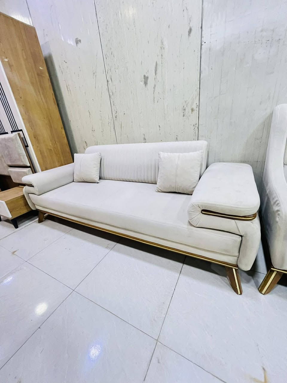 تخم تركي. بولستر. طبي. لون. مميز. ارجل خشب زان. فول نضافة ٨مقاعد . واصل. كول. مناطق. بغداد


**إذا كنت صاحب هذا الإعلان وتريد حذفه لأي سبب، رجاءا أرسل رسالة إلى الدعم الفني**