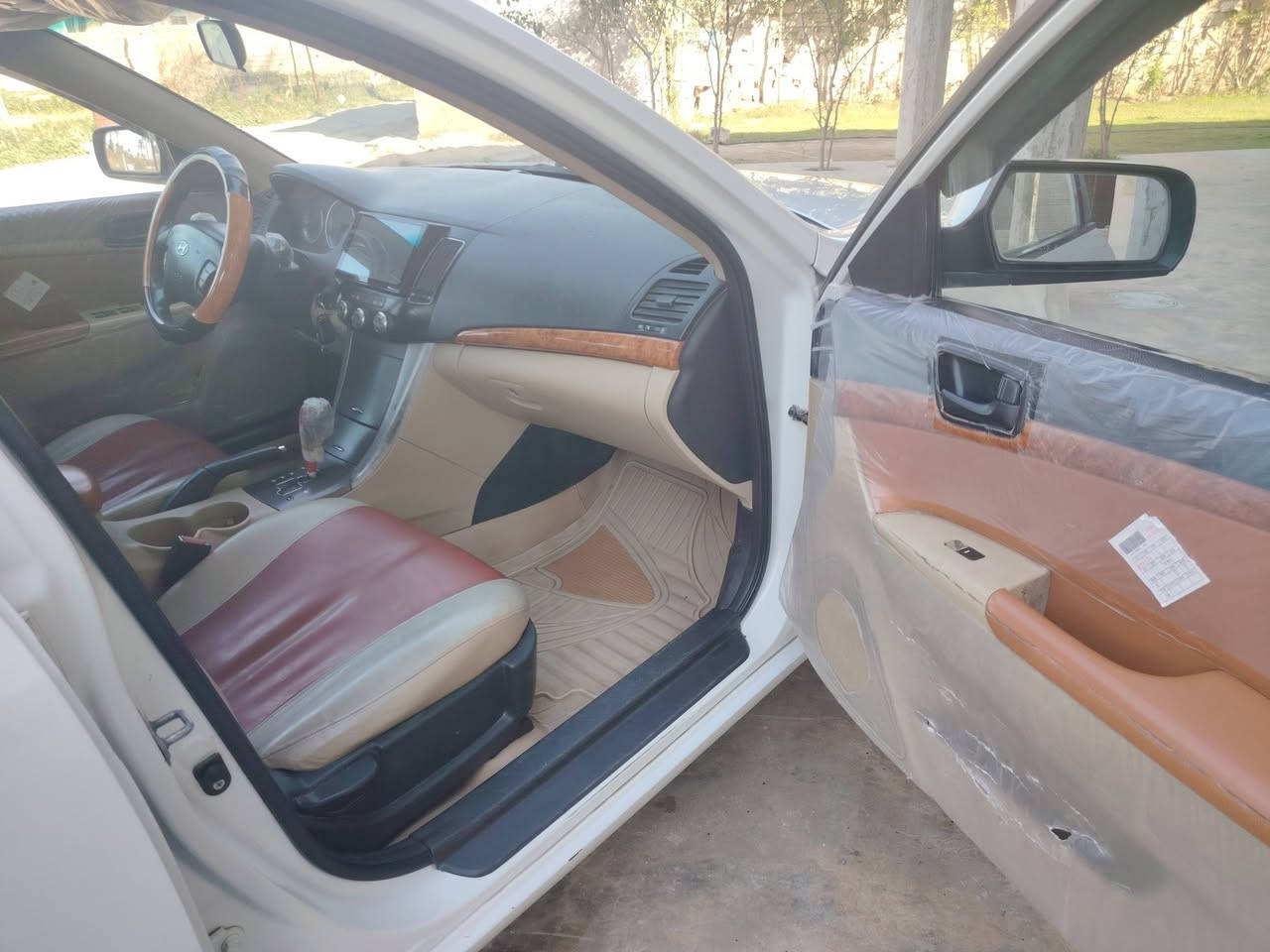 للبيع سوناتا موديل 2010 ورد خليجي بيها ٣ قطع أو نص بدون دواخل شرط محرك ٢٤٠٠ دوش رقم بغداد دولي الاستفسار على هذه الرقم *********** السونار مرفق ويه الصور
