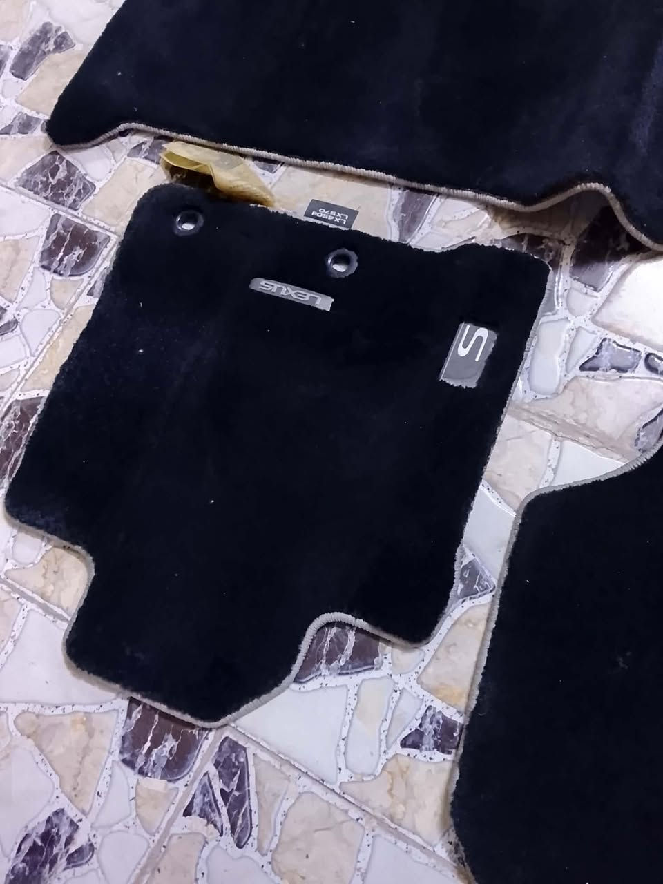 تضليل جام سيتين مال سيارة عالية+كاعياات لكزز او اي سيارة عالية سيتين اسود وجوزي مامستعملات كلهن ب65وبيهن مجال


**إذا كنت صاحب هذا الإعلان وتريد حذفه لأي سبب، رجاءا أرسل رسالة إلى الدعم الفني**