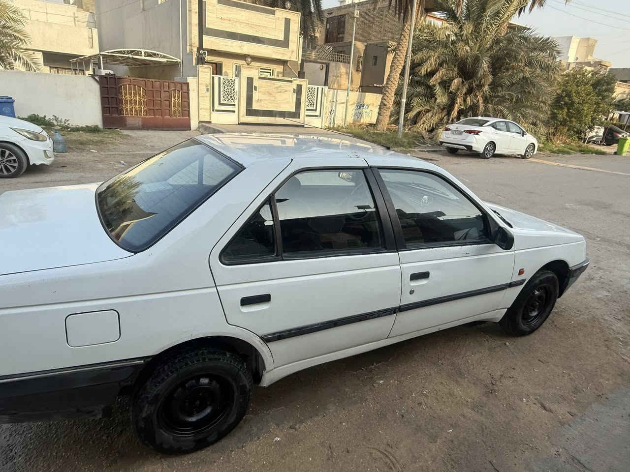 السلام عليكم
بيجو روى 2008
السيارة مكفولة كير ومحرك  
السيارة بيها تبديل باب الصدر وتعديل الباب الخلفي فقط وباقي قطع السيارة مكفولة من الصبغ والتعديل 
والسيارة بيها خير من الله 
للشراية فقط
السعر *********** 
السعر ٣٥ وبيهة مجال للشراي
