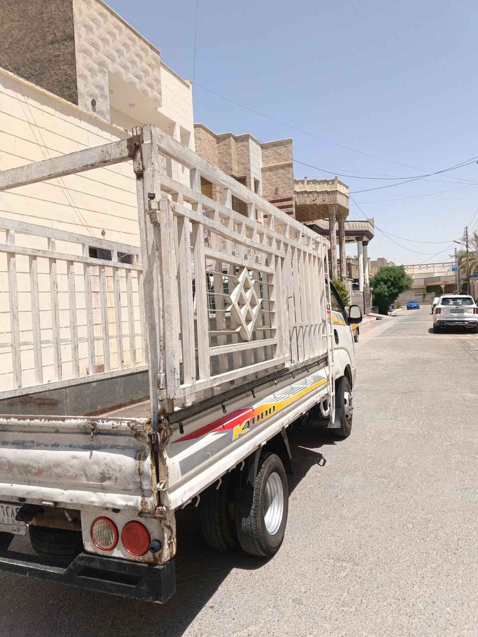 سلام عليكم ورحمة وبركاته
توجد كيا بعيره للبيع 
السعر :95ورقه وبي مجال 
العنوان: الانبار قضاء هيت 
السياره كامله وجاهزه
الاستفسار عله هذا الرقم .***********
