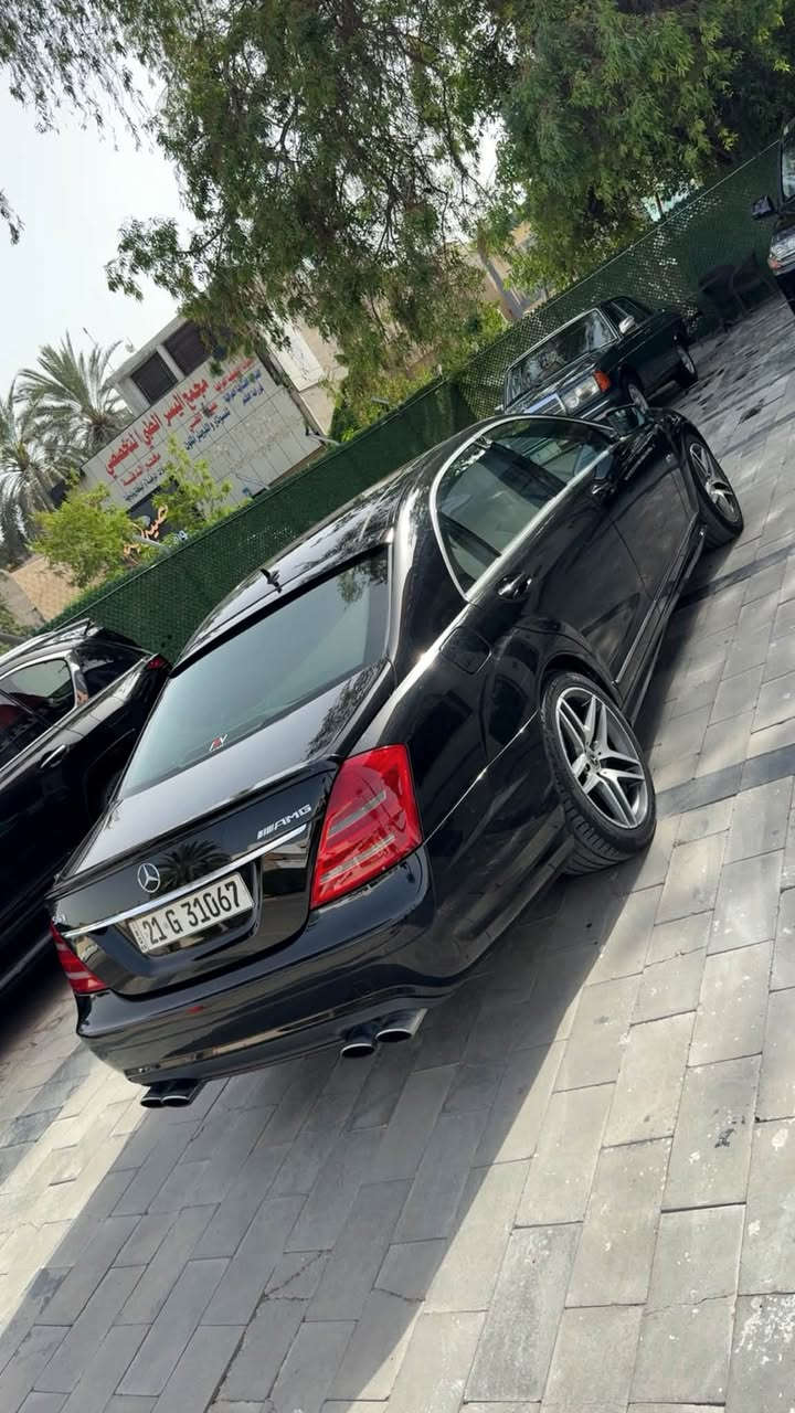 السلام عليكم
مارسدس للبيع 
2007 وارد الماني
S63 محرك 550 
المواصفات غنيه عن التعريف 
السياره جديده بمعنه الكلمه 
مناقصه اي شي 
للاستفسار ***********
