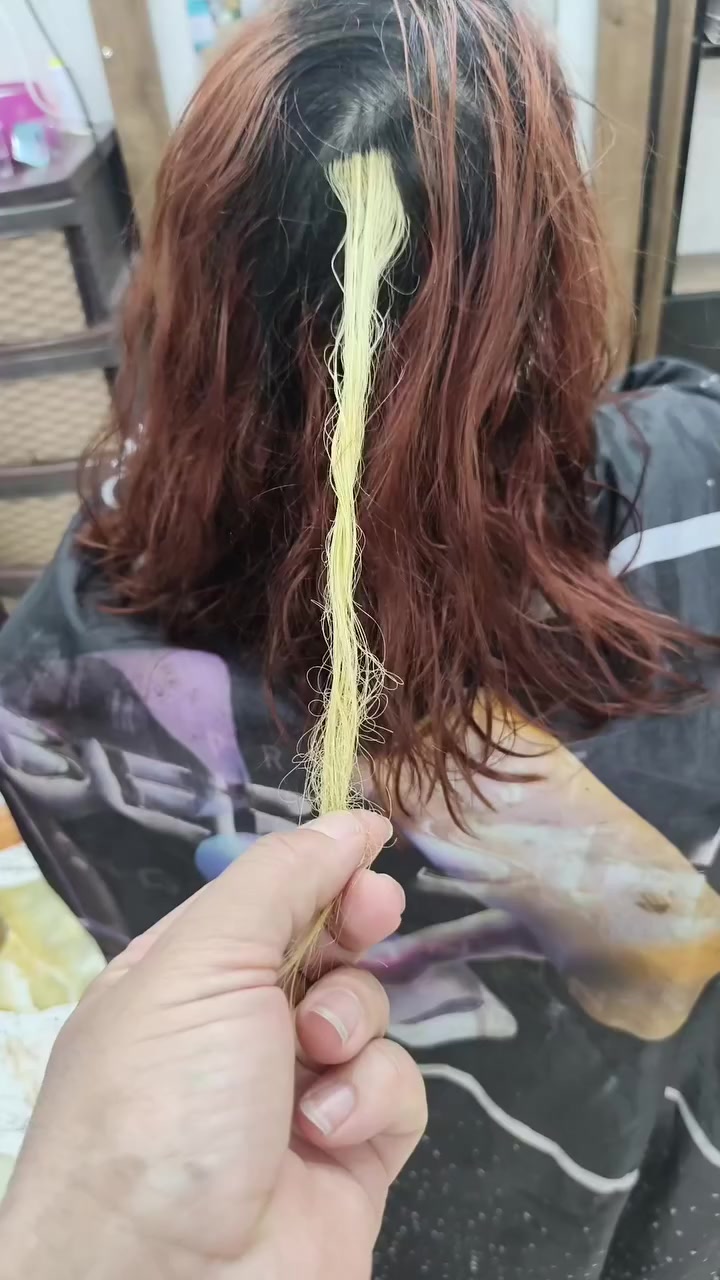 مساء الخير بنات جاي يطبلي بنات ويسئلني على الحمارات والعشبة بنات حسب الاختبار نشوف 
حسب طلب الزبونه
صالون ڪوافيرة جنى 🤍
العنوان.. 
بابل _المسيب_حي المعلمين الاولى _فرع مطعم المعموري *
للحجز خاص او الاتصال على الرقم واتساب ***********
. 🌼
