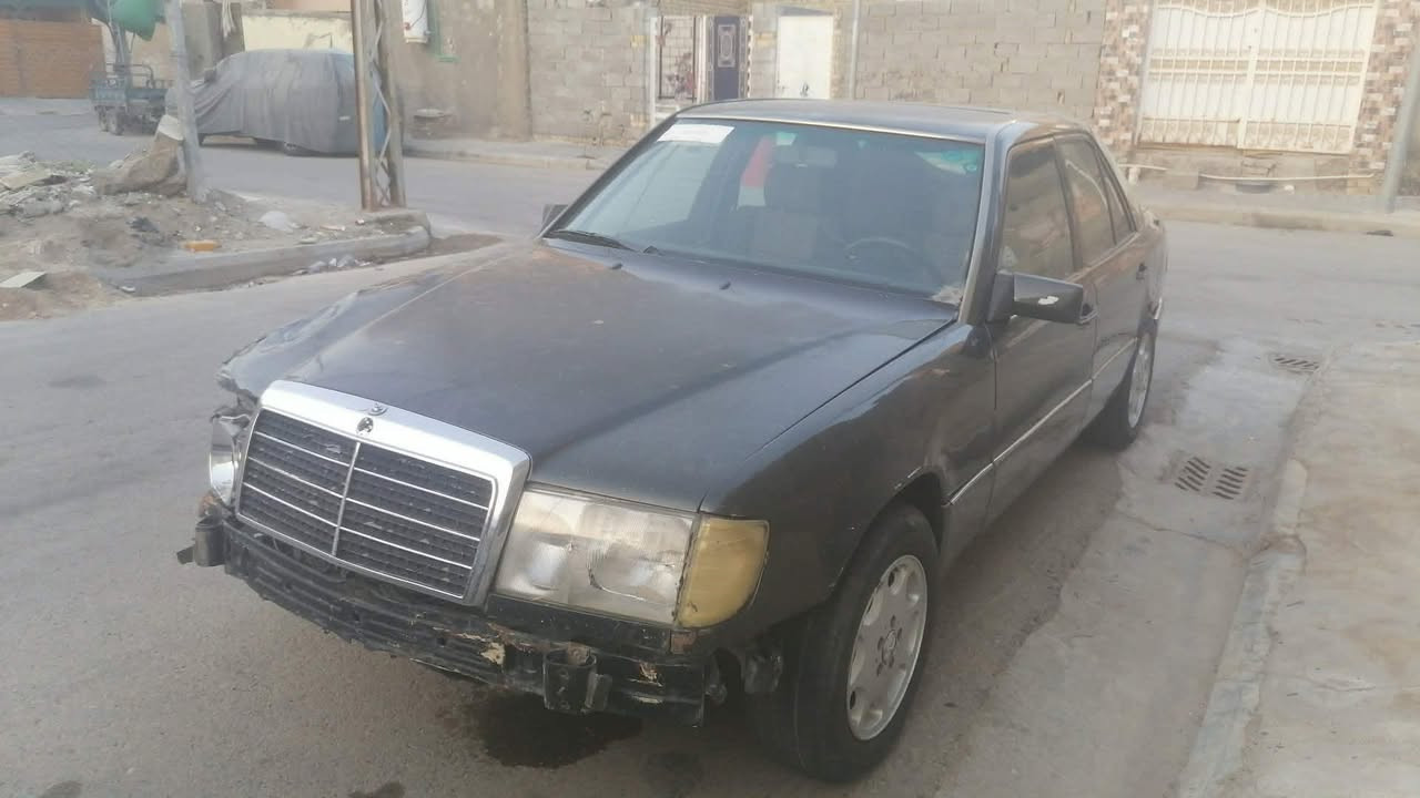 مارسدس دب 91ضربه جاملغ ايمن ودعاميه رقم سليمانيه المكان واسط الستفسار ع الرقم ***********
