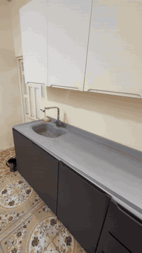 غراض بيت للبيع بسعر مناسب
كاونتر  4 متر
2 متر ملحق
2 متر ارضي
داخل المنيوم وخارج Hdf
ابوابه هايدروليك  
خلاط ايطالي 
————
قنفات تسكام خشب ثقيل
8 مقاعد 5 قطع
للبيع بسعر مناسب 
لاتصال ***********
