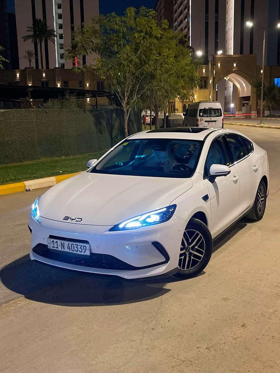 سيل 5 BYD فول الفول 13 كامره توقف ذاتي رقم بغداد باسمي
ماشيه  8000 كيلو يعني اخت الزيرو
مكفوله كفاله عامه 

كل غراضها كامله شاحنه وفوم وكلشي وياها 

السياره فول الفول

فتحه سقف 

كراسي كهرباء

نضام استشعار حساس امامي خلفي كشنات جلد تبريد قطعتين فول الفول

***********

مكان السياره بغداد الدوره
