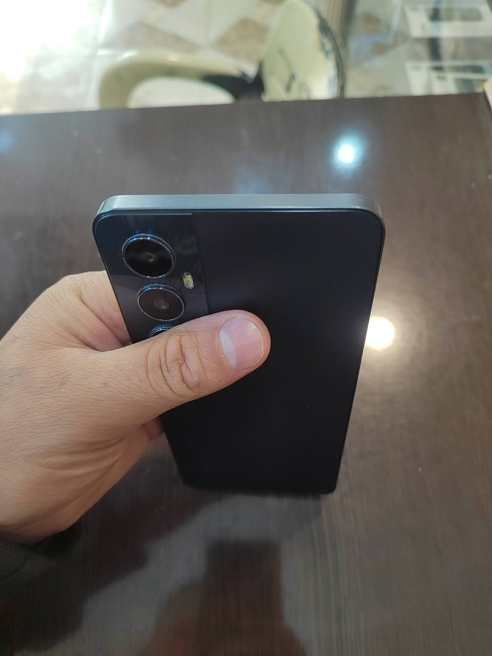 السلام عليكم جهاز ريلمي سي 65 ذاكره 256 رام 16 8 +8 مستخدم شي قليل بدون غراض شرط جلخ مابي السعر 150 الف مكاني جانب الأيمن حي 17 تموز ***********
***********
