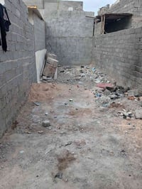 قطعه أرض للبيع قريبه على تبليط مساحه ٥٠ متره وجهيه تلاثه ونص ونزال ١٣ ...