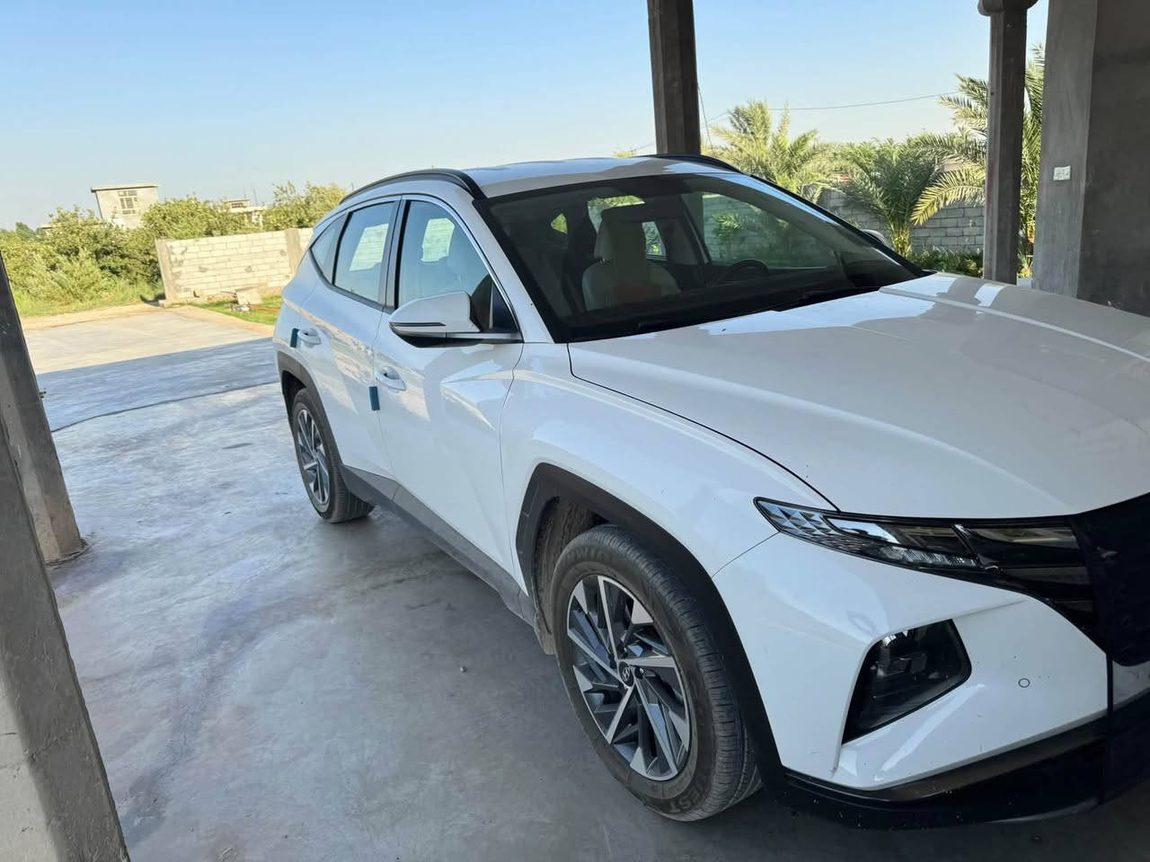توسان ٢٠٢٤ خليجي رقم بغداد 
السعر 208 ورقه 
  
بصمه 
تشغيل عن بعد
كشنات كهرباء 
بردات خلفيه 
حساس امامي
حساس خلفي
لايت زنون
بك لايت
سايد بريك بصمه
اوتو هولد 
مانع الانزلاق 
مانع انحدار
كامره دواره
داخل ابيض
شاشة كبيره 
نظام كار بلي 
وبيها بعد هواية مواصفات 
 
مكان السيارة واسط 

للأستفسار 
***********

