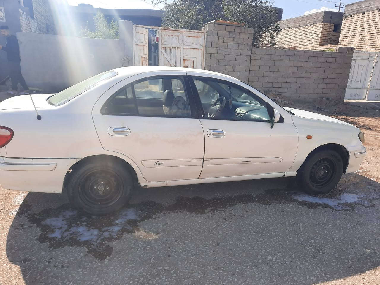 السلام عليكم سياره نيسان صني ياباني مديل 2000 اوتامتيك محرك جديد 1800 حداديه زينه مجموعه بانزين جديده تخم تاير سنويه 2027 السعر 58 وبيه مجال المكان بابل موبايل ***********
