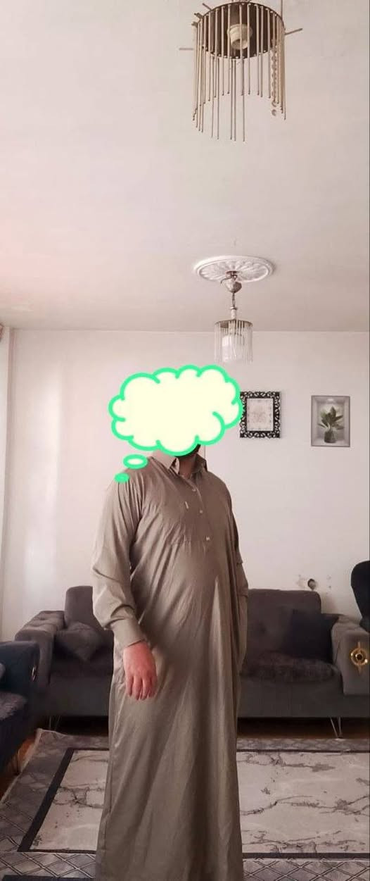 كميه.  1200 قطعه
السعر.  حررررررق

2.50.$


**إذا كنت صاحب هذا الإعلان وتريد حذفه لأي سبب، رجاءا أرسل رسالة إلى الدعم الفني**