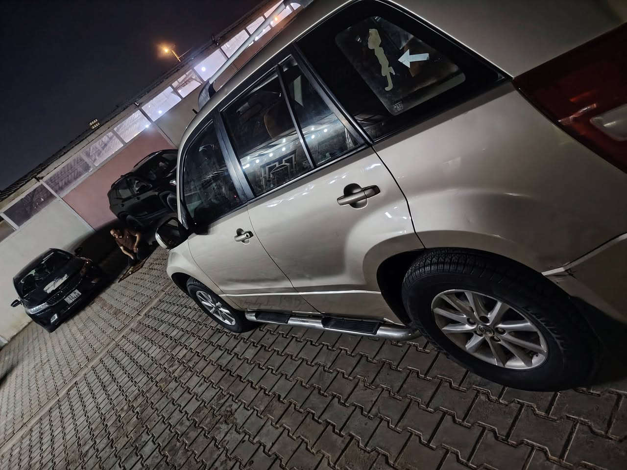 سلام عليكم ساسوكي كراند فيتاره فول فور ويل مكينه 2700 مكينه كير حداديه تخم تاير جاهزه سعرها 78 وبيها مجال وعليها غرامات تكطعهن من سعر مكفوله من صربه بيها صبغ 3 قطع اثر جراد رقم دهوك الماني بسم كردي تحويل او كاله مكان نجف ***********بيع او مراوس
