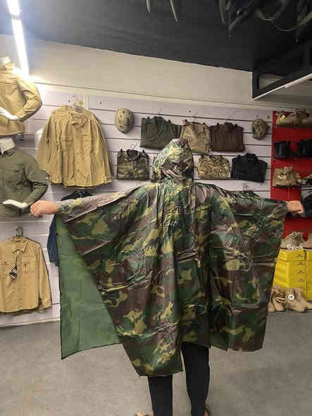 بدلة مطرية🌧️☔️
متوفرة بلونين العسكري والزيتوني تفيد الشخص العسكري والمدني 
تحميك من المطر مقاومة للماء والغبار وحجمها صغير قابلة للطي والتخزين بمساحة صغيرة 

         وبسعر 10 الف دينار عراقي🔥😱

🔴متوفر خدمة توصيل لجميع انحاء العراق 

ن 📍عنوان:حلة / باب المشهد / مقابل السجن الاصلاحي.📍(مكتب الصياد)

#يـوجد_لـدينا_خـدمة_تـوصيل_لكــل_محافظات_العراق 🚚🚴

#ارقام_الحجز☎️:
***********

#متوفر_لدينا_كافة_مستلزمات_الصيد_والتجهيزات_العسكرية🎖️👮‍♂️

#موقعنا_ضمانك_الحقيقي📍🇮🇶

#زورونا_وستجدون_كل_ماهـو_جـديـد_وممـــيز💙

#متواجدين_طيلة_ايام_الاسبوع_من_الساعه_الثامنة_صباحا_الى_العاشرة_ليلاً
