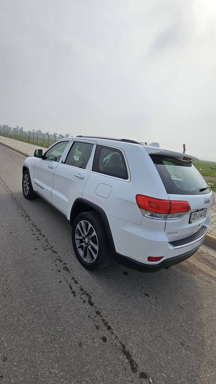 جيب لاريدو2018 فول مواصفات  
فتحة جنطه كهرباء 
كشنات جلد كشنات تدفئه/ تبريد /شفتات بالستيرن 
تشغيل عن بعد / بصمة
فور ويل
شاشه كبيره 
وبعد هواي مواصفات ..
مكينة كير  بالشرط 
سياره جديده ونضيفة
رقم اربيل الدولي سنوية جديدة بأسمي 
السعر290$ وبي مجال 
 رقم الهاتف : ***********
مكان السيارة كركوك
