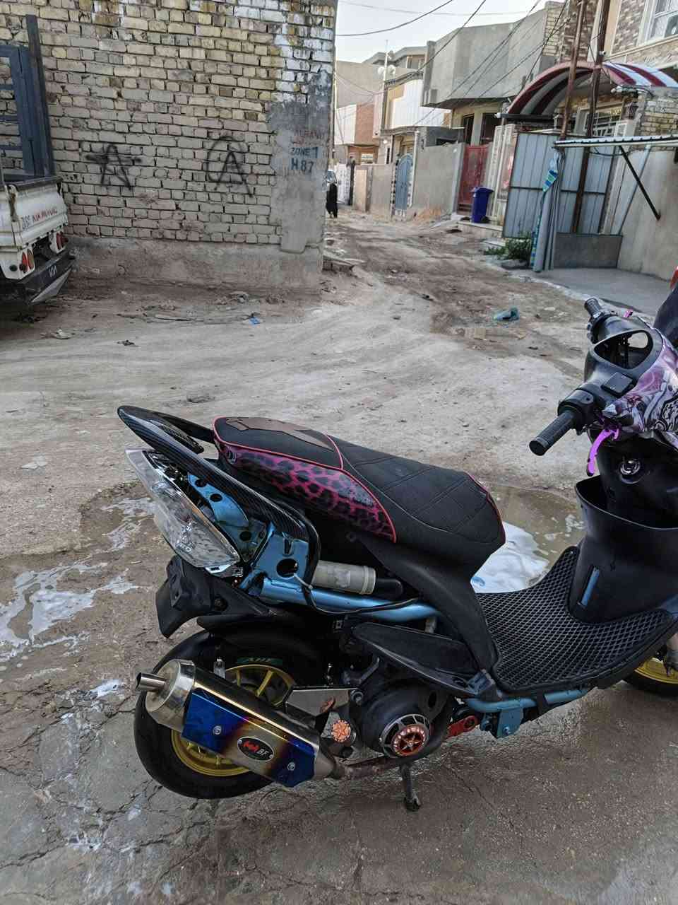 السلام عليكم شونكم حبايب
ماكس عدله الدراجه تعمير جديد 

شاصي مصبوغ سمائي حراري

تايرات جلاتين ووياله ذهبي 💛

فج برامبو وصينيه اصليه 

صدر امامي وخلفي اصلي بلادي 

قطره دهن وقبق فلاوين برتقالي 🧡

صالصنه BF جناح كاربون فايبر

كلجات WF  اصلي 
ستاند صفح برتقالي وشيال كرزي 

كفرات اربع ولفات موشمات كشن اربع ولفات 

اخوان الدراجه عداده وغراضه كاملات وهواي بيه سوالف مذاكرهن مكينته 55 سعر 750 وبيه مجال قليل رقمي ***********
