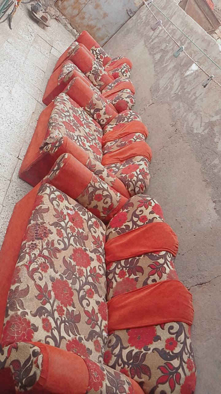 السلام عليكم تخم 6 مقاعد +امبرده كونفيره للبيع مكاني بغداد الرشاد اتصل وتدلل ***********
