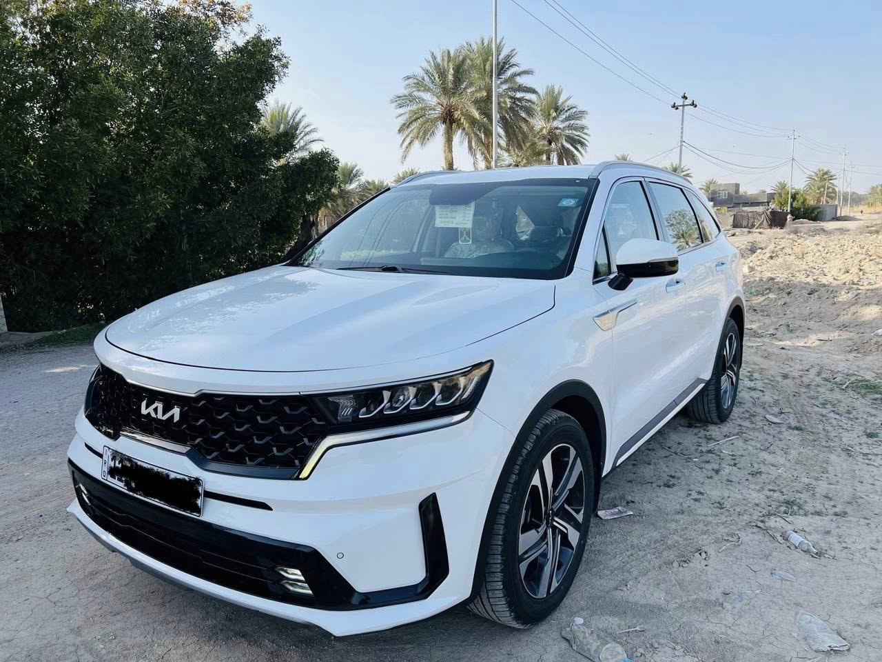 السلام عليكم للبيع سورنتو خليجي  موديل 2022رقم بغداد بسمي مشروع وطني مكفول كفاله عامه من صبغ وتبديل وفتح  جديدة بمعنى الكلمة
فول مواصفات 1/1
بصمه تشغيل
بصمه ابواب
كشنات كهرباء 
محرك v6 
شاشه ايباد 
تبريد ثلاث قطع
سبعه راكب
شفتات ستيرن 
كير ماوس 
كامرة اماميه وخلفيه 
4انظمه قيادة 
سائد بريك بصمه 
توقف ذاتي 
جنطه شفط
مري شفط
إنارة داخليه متغيرة
بردات خليفه.
 إشارة ترحيب
شاحن 
4عدسات 
حساس امامي
حساس خلفي
سبير منازل 
ماشيه 41 ألف  حقيقي 
السعر 275
اللا ستفسار اتصل على الرقم ***********
مكان بابل حله
