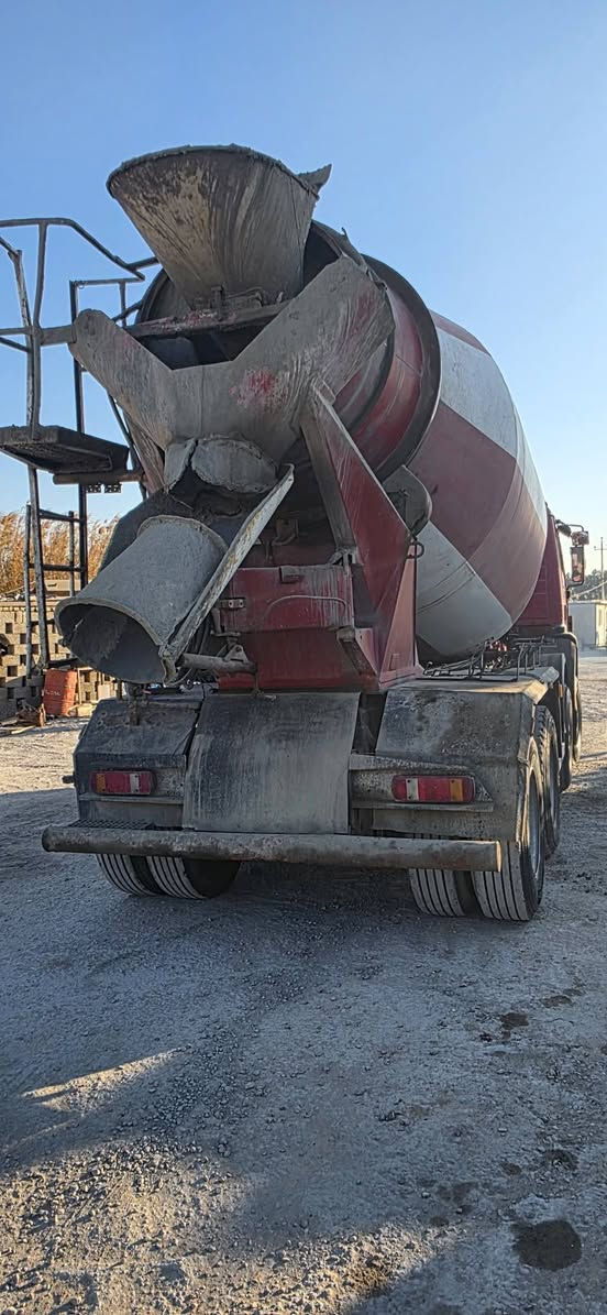 موديل ٩٧ جاهزه مكينه ٨ كدر ١٠ متر ***********
