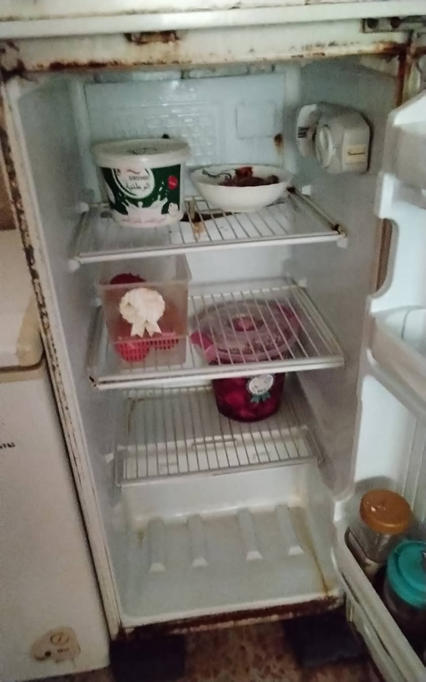 السلام عليكم عندي ثلاجه للبيع بسعر 135 بها مجال قليل تجيكم نظيفه


**إذا كنت صاحب هذا الإعلان وتريد حذفه لأي سبب، رجاءا أرسل رسالة إلى الدعم الفني**