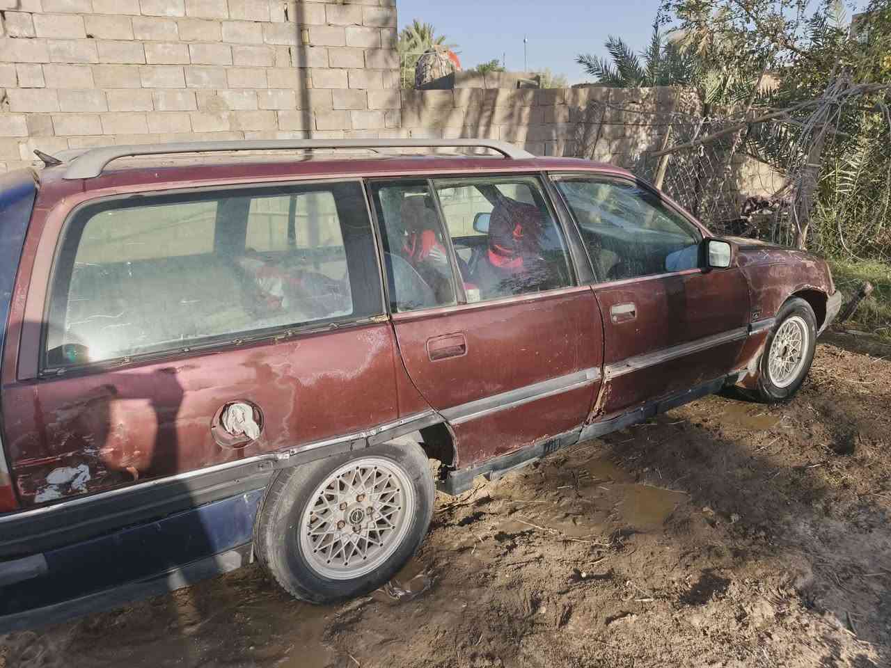 سياره اوبل اسليشن البيع رقم تصقيط الانبار.مالك موجود. المكان محافظة المثنى قضاء الرميثه السعر 10 اوراق بيه مجال. الرقم الهاتف. ***********

