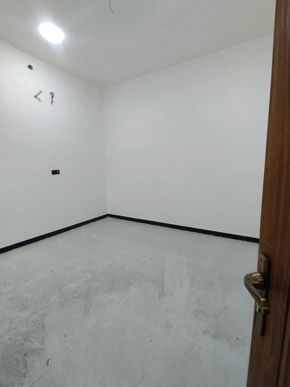 دارين للبيع تسليم مفتاح 
مساحه كل دار 100متر سعر واحد 52وقابل للتفاوض 
البناء بلوك كونكريت 

تفاصيل الدار عدد الغرف النوم 2
وا دوانيه
وا وصاله
وا مطبخ 
وصحيات داخلي وخارجيه
معا كراج
معا مغاسل2
معا سخان المياه
معا خلاطات
معا خزانات المياه 2

جنس العقار طابو ملك زراعي 🌴

العنوان البصره 

شط العرب الجزيره 

الفيروزية الجسر الثاني  
 
#السعر 52مليون 

للاستفسار تواصله معنا 
هاتف 📞🇮🇶 ***********