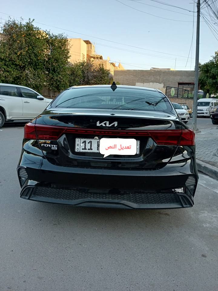 كيا فورتي وارد امريكي محرك 2000 دوش حادثها موضح بالصورة نظيفه جدا مواصفات fe  كامرة خلفيه تحكم ستيرن جهتين  رادار تحديد مسار اضافه للمواصفات الاخرى السعر 139بي مجال بسيط
للاستفسار اكثر الاتصال على *********** بغداد, العراق
