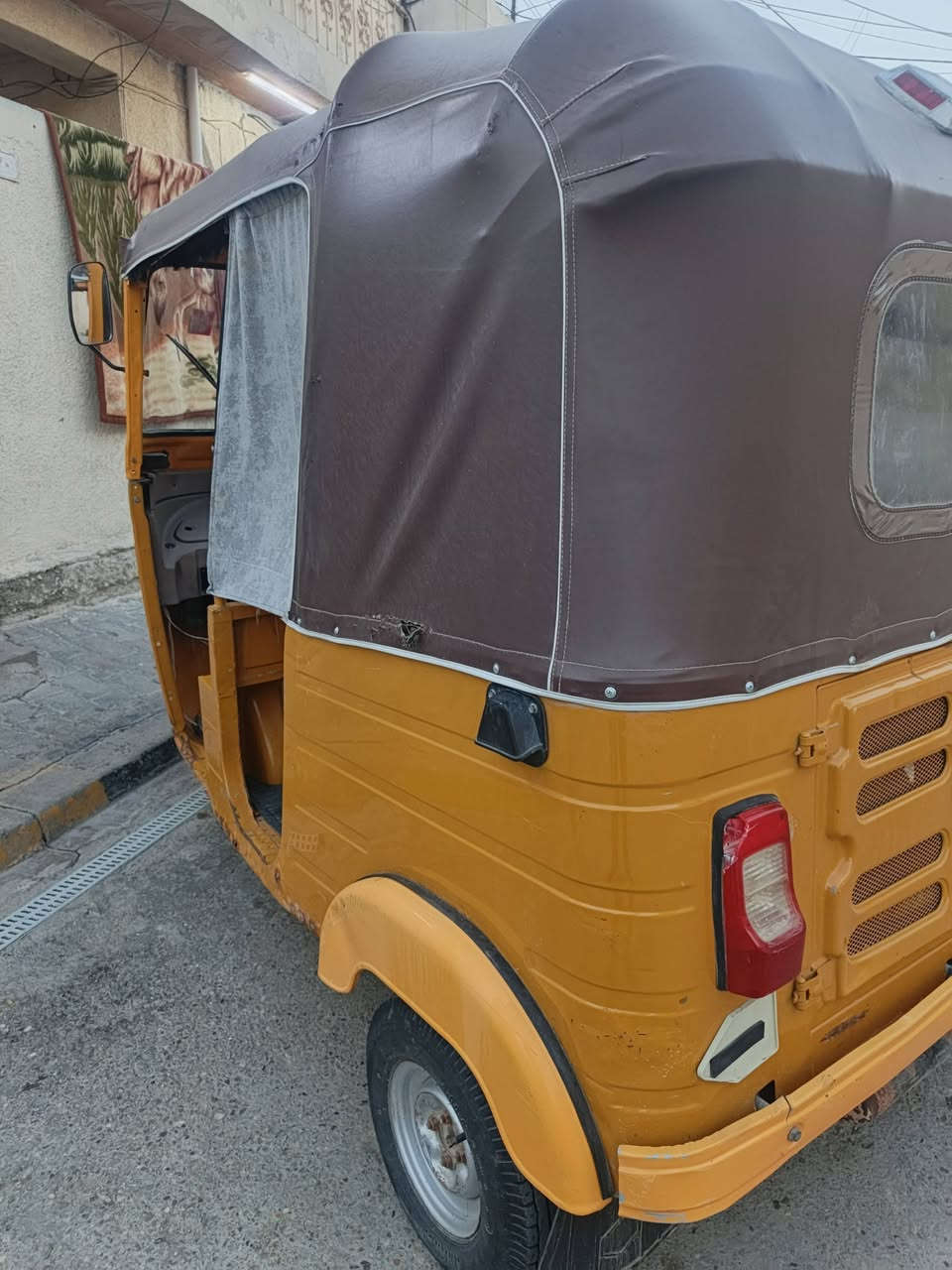 السلام عليكم تكتك مديل 2020 رقم ديالى نكليزي هزه جديده بسمي تحويل ثاني يوم لاضربه ولا صبغ ولا معجون محرك كفاله تنقيص تبخير محرك ما مفتوح السعر خاص مكاني ديالى بعقوبة خابر وبخدمتك ***********
