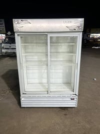 عارضه يوكر على وضع شركه قياس عرض متر 35 وارتفاع مترين و10 السلام عليكم...