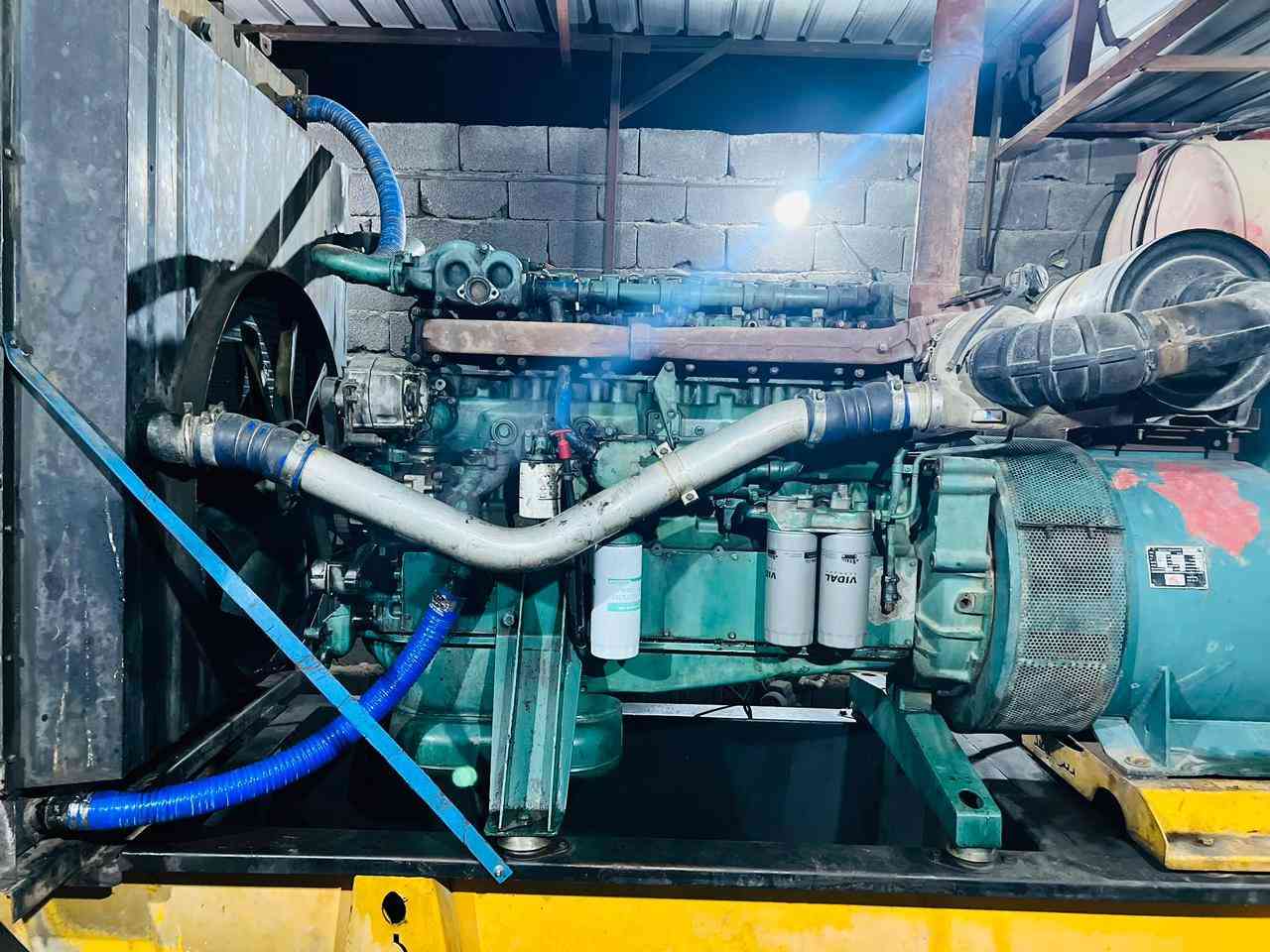 السلام عليكم ورحمة مولد فالفو دي ستندر مكفول راس توليد ٤٠٠ ضمانه شهر العنوان واسط قضاء الحي ***********
