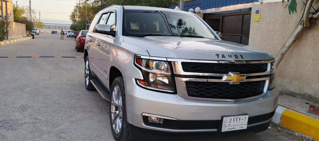 � تاهو للبيع – نظيفة كلش 🚗🔥
▪ وارد أمريكي (كندا بوليسي )
▪ موديل 2018
▪ اللون فضي (سلفر)
▪ماشيه 86 ألف كم
▪ عنوان كربلاء
▪ استعمال شخصي

✅ گير أوتوماتيك ومرتب
✅ دبل (دفع رباعي)
✅ مكيف أمامي وخلفي 
✅ شاشة وكامرة خلفية
✅ حساسات اماميه وخلفيه 
✅ دواخل جلد 

🛠 ملاحظات:
◾️ضربه خفيفه بباب الجنطنة بدون دواخل 
▪ تبديل باب الجنطة وكالة.
▪ اسبيرها مانازل من مكانه السياره بلاديه برغي مامفتوح منها 
💵 السعر 320$ قابل للتفاوض للجادين
📞 ***********
