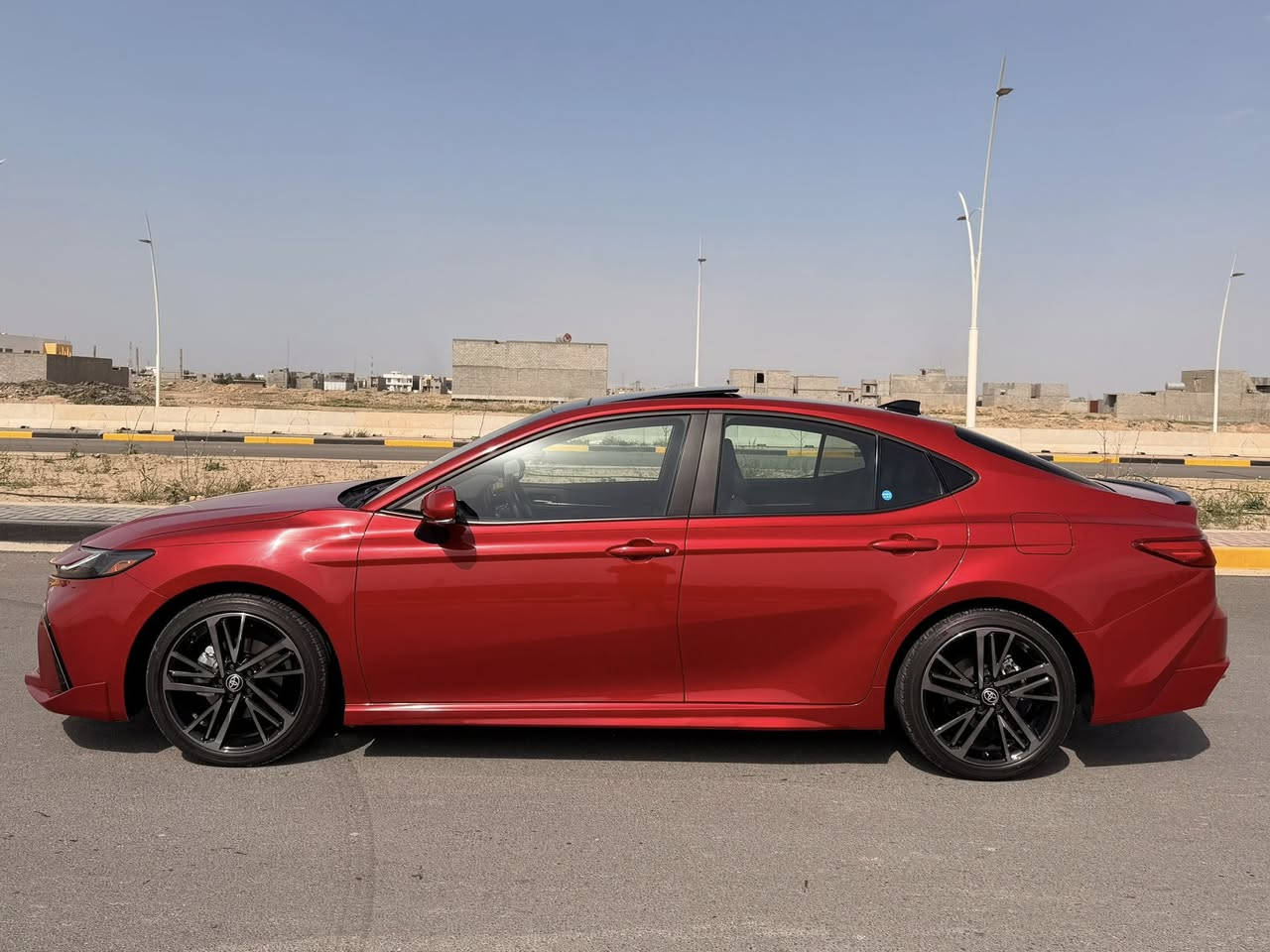 Toyota camry xse ❤️
للبيع فقط بدون مراوس!!

موديل :2025 

الون :احمر متغير
الممشى : 9 الف فقط 
حجم المحرك : 2500هايبرد

الفئه :xse 
: المواصفات 

- بنوراما
- كشنات جلد
- ⁠كشنات تدفئه 
- شفتات ستيرن
- ⁠ستيرن تدفئه
-نقط عمياء 
-تشغيل عن بعد
-تبريد قطعتين
-كشنات كهرباء 2
-شاشه جبيره 
-شفتات ستيرن
-ويل 19 بلادي
-ترحيب ابواب 
-كامره اماميه 

وباقي المواصفات المعروفه 

رقم بغداد بسمي الشخصي 

حادث السياره / صبغ بدعاميه نفسه ممبدله وتعديل pdr بالبنيد راديترات شركه تبريد بلادي لايتات اصليه بدون ولا ايرباك صفاحه موس صور حادثه واتساب !!

السياره جاهزه بالكامل معايزه برغي نو مسج و بشرط السونار

السعر 257 بيه مجال للشراي  حك الجيه

رقم الهاتف الشراي يتصل ***********
