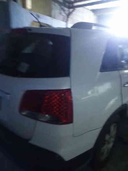 سيرنتو 2012 وارد امريكي تايرات جدد تبريد وتكم استيرن
السعر 145 وبيه مجال قليل جدا  واراوس عادي
ورقمي*********** بيه واتساب مااجاوب مازنجر خاص
