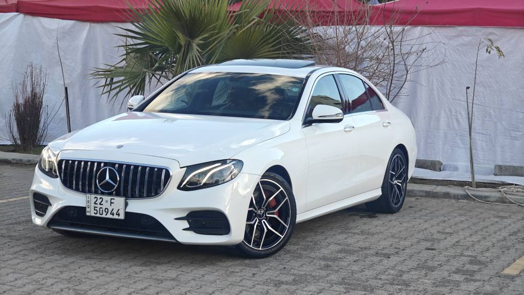 Mercedes-Benz E300 2017 AMG
كت AMG بلادي
وارد امریکي
ماشيه 51.000. مايل
محرك 4 سلندر 
لون ابيض ثلجي وداخل قهوائي 
الضرر جاملغات اماميه وبنيد نص نص صبغ 
بدون دواخل 
ايرباك ستيرن وراجع سستم 
رقم اربيل شرط تحويل ثاني يوم  
العنوان اربيل
25٫700$ وبي مجال بسيط 
رقم شاصي // WDDZF4JB4HA080802
للاستفسار اكثر 
***********
*********** أربيل, العراق
