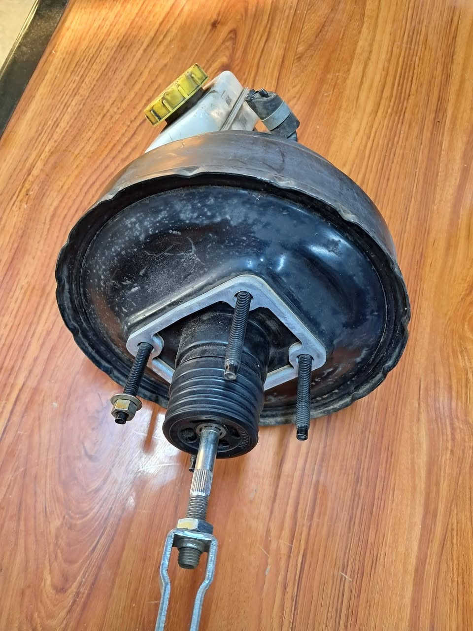 #بريشر_وعنبار_كامل_نيسان_بيكب_أصلي_تفصيخ
السعر وتفاصيل أكثر مراسلة الصفحة خاص أو 
الاتصال ع الرقم ***********
متوفر توصيل محافظات
